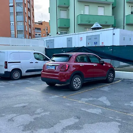 Se128 - Senigallia, Bilocale A 100 Mt Dal Mare, Con Posto Auto Apartamento