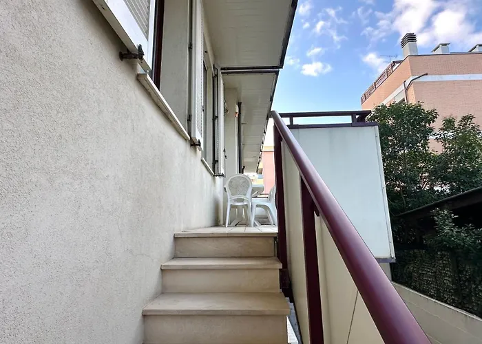 Se128 - Senigallia, Bilocale A 100 Mt Dal Mare, Con Posto Auto * Сенігаллія