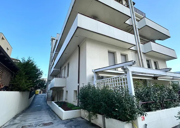 Se128 - Senigallia, Bilocale A 100 Mt Dal Mare, Con Posto Auto Сенігаллія