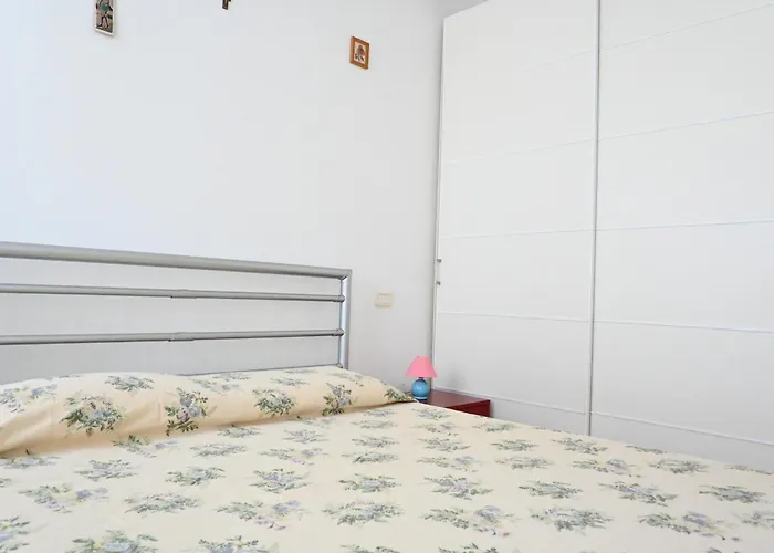 Se128 - Senigallia, Bilocale A 100 Mt Dal Mare, Con Posto Auto Senigallia